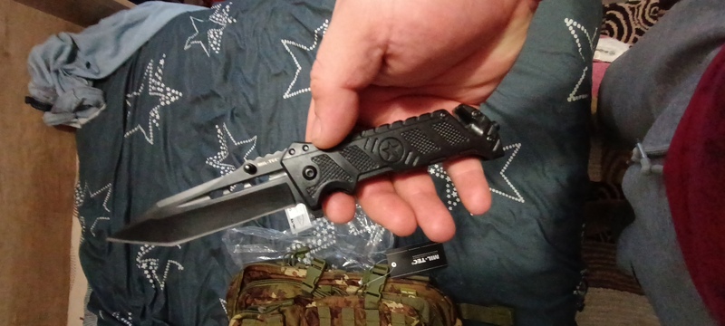 A real photo of Car Knife STAR Miltec by Practic ușor ideal mașină și nu numai  (3)