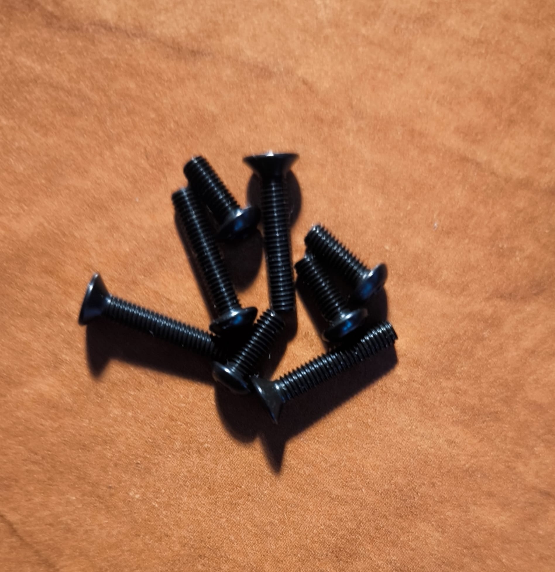 A real photo of Set of Screws for Gearbox V2 QD Specna Arms by Cosmin (5)