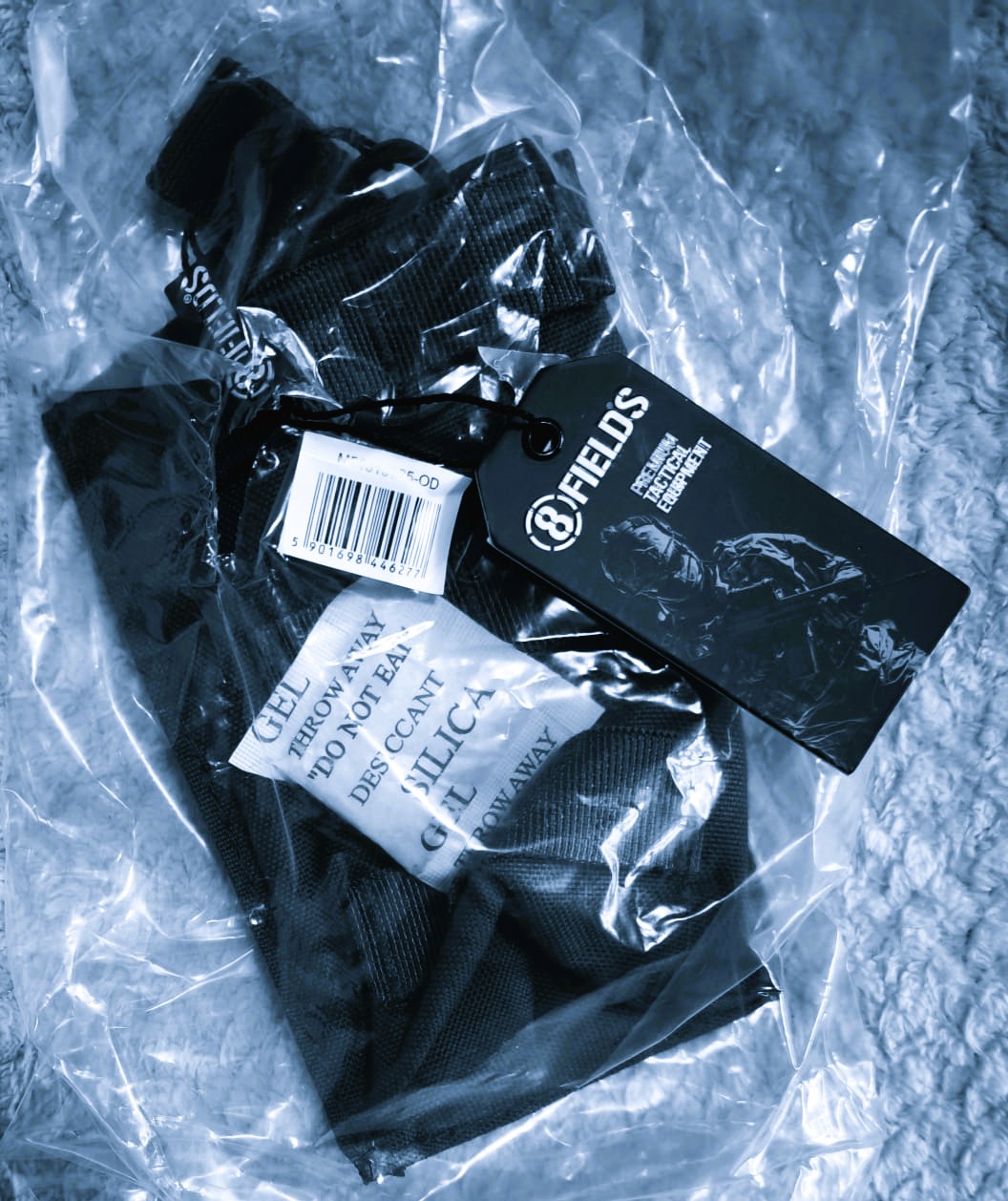 A real photo of Open Top Single AK Pouch 8Fields Black by Solo (1)