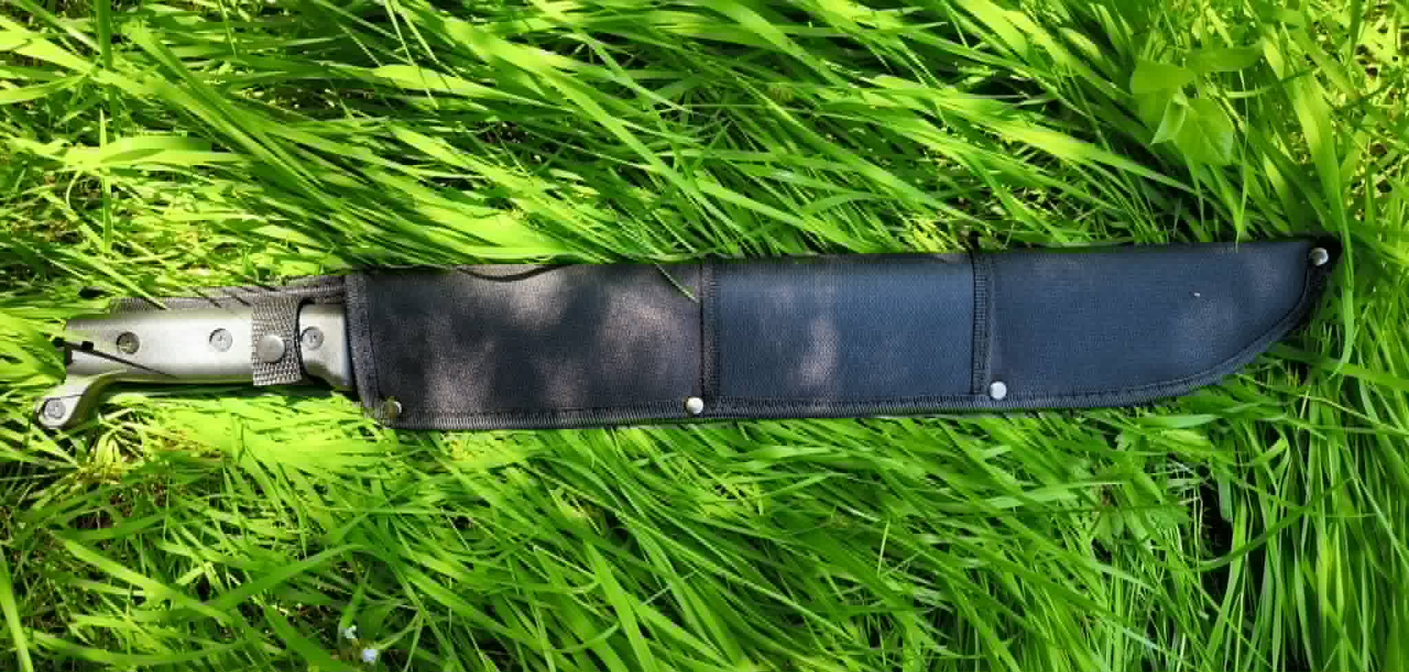 A real photo of Wood Machete with sheath Mil-Tec by Cosmin (4)