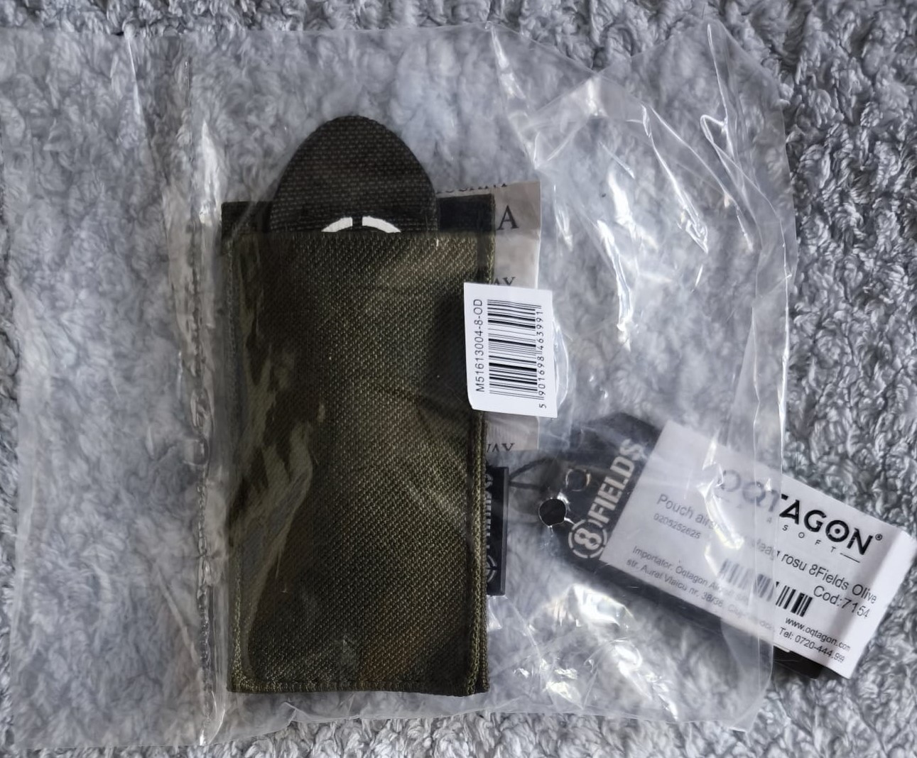 A real photo of Pouch airsoft cu steag rosu 8Fields Olive by Andy (1)