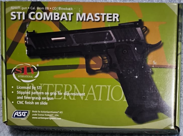 A real photo of Replica Combat Master CO2 STI by Andy (1)