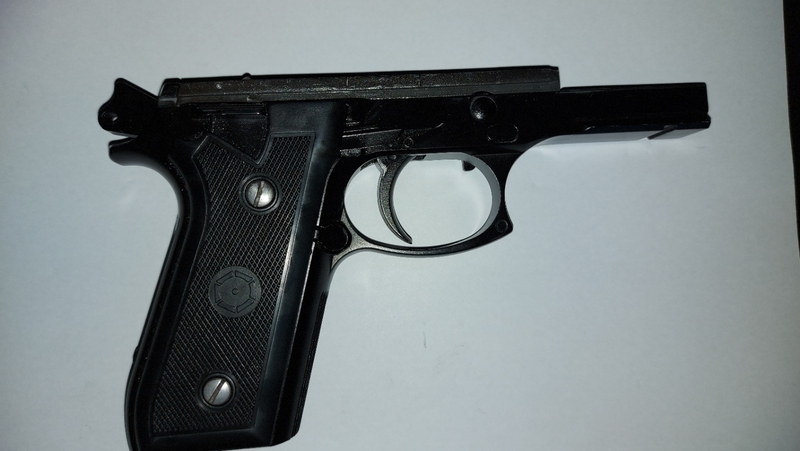 A real photo din CyberGun / KWC Taurus PT99/ PT92 full metal CO2 GBB by Costi (10)