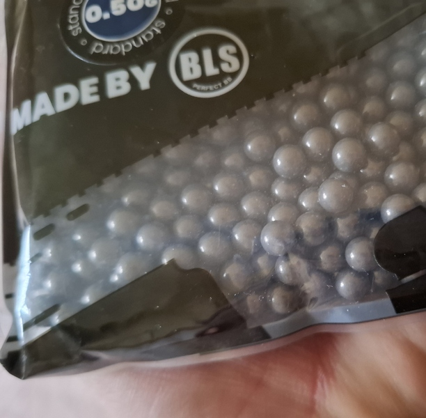 A real photo of BBS Specna Arms EDGE 0.50g 1000 pcs by Iulian (1)