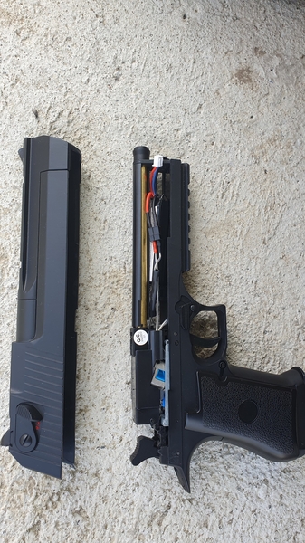 A real photo of CM.121S electric pistol Mosfet Edition Cyma by Andrei (4)