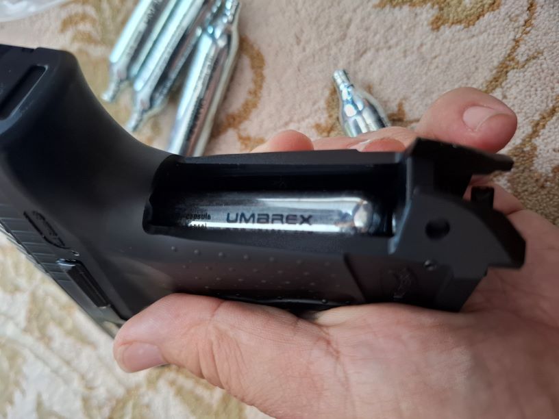 A real photo of Umarex CO2 patron, 12g  by Zsidoa (1)