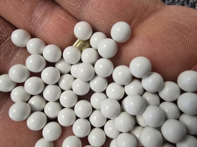 A real photo of BBS G&G Armament 0.25g 4000 pcs by CONSTANTIN  (1)
