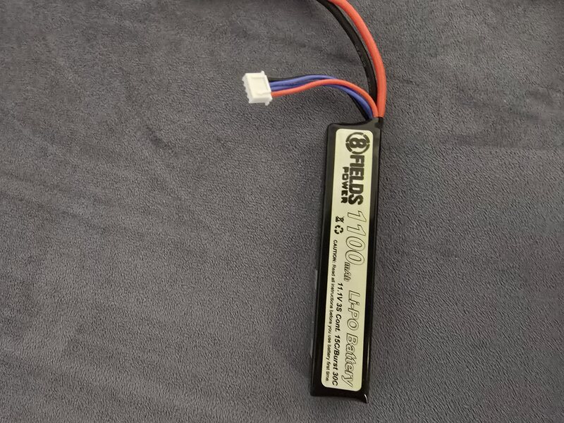 A real photo din Acumulator Li-Po 11.1V/1100mAh 15/30C 8Fields by CONSTANTIN  (5)