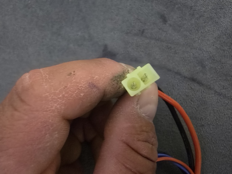 A real photo din Acumulator Li-Po 11.1V/1100mAh 15/30C 8Fields by CONSTANTIN  (1)
