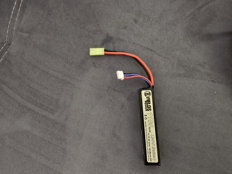 A real photo din Acumulator Li-Po 11.1V/1100mAh 15/30C 8Fields by CONSTANTIN  (3)