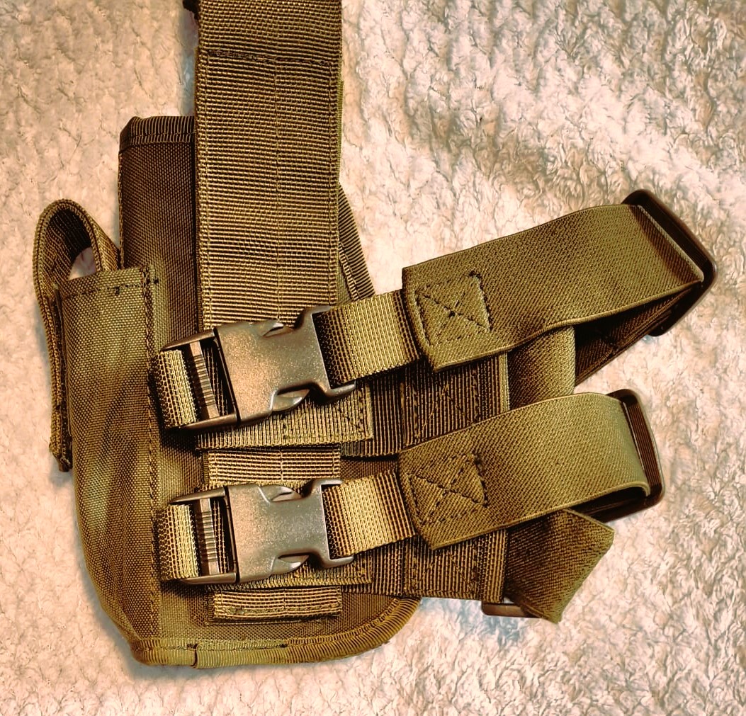 A real photo of Drop leg pistol holster 8Fields Coyote by Solo (3)