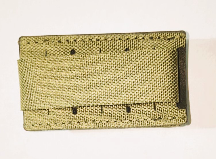 A real photo of Suport Molle 2 bastonase luminoase 8Fields Tan by Max (2)