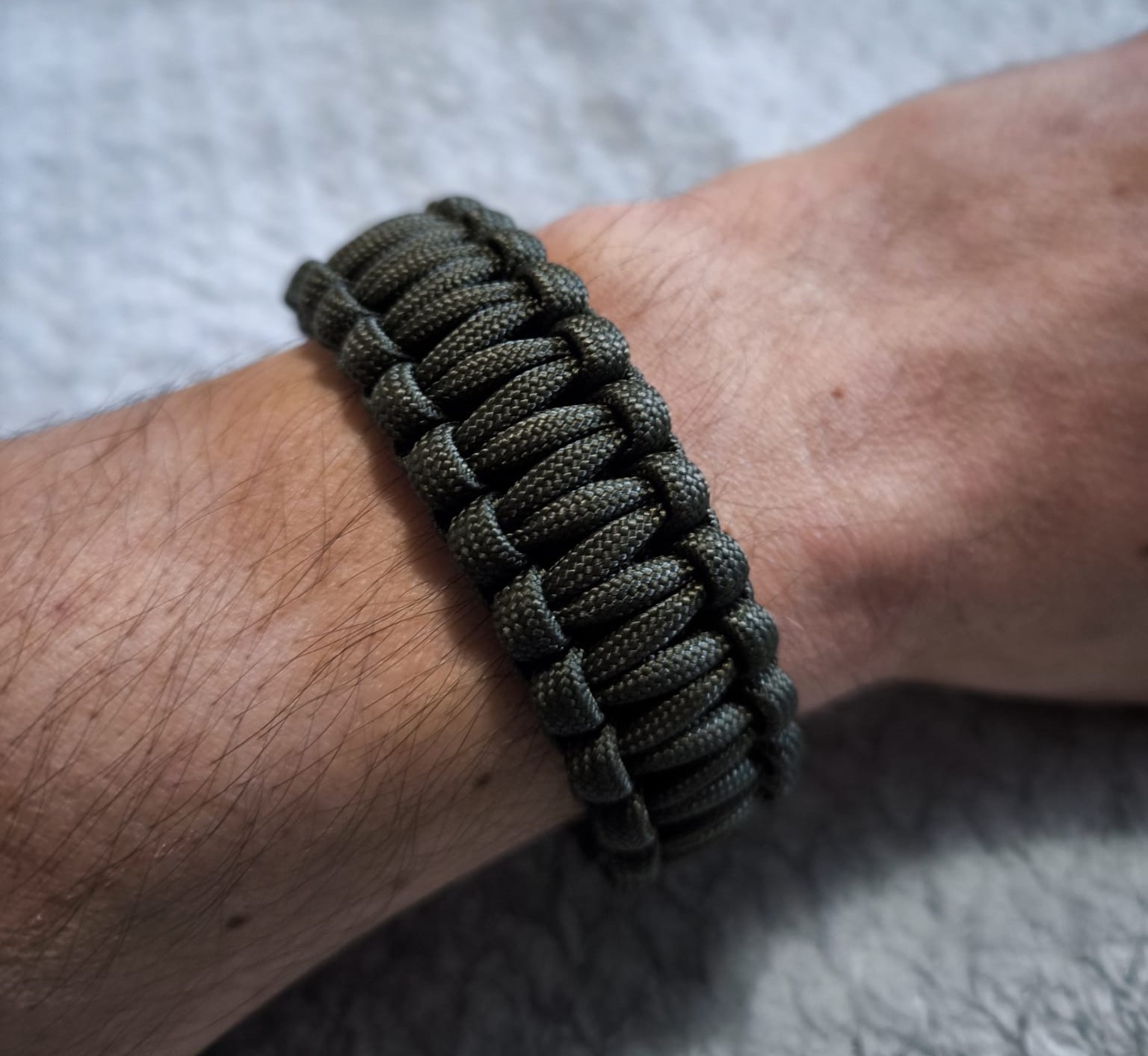 A real photo of Bratara Paracord Invader Gear OD by Solo (4)