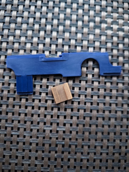 A real photo of Ultimate tűzváltó M16/M4 by Cosmin (3)