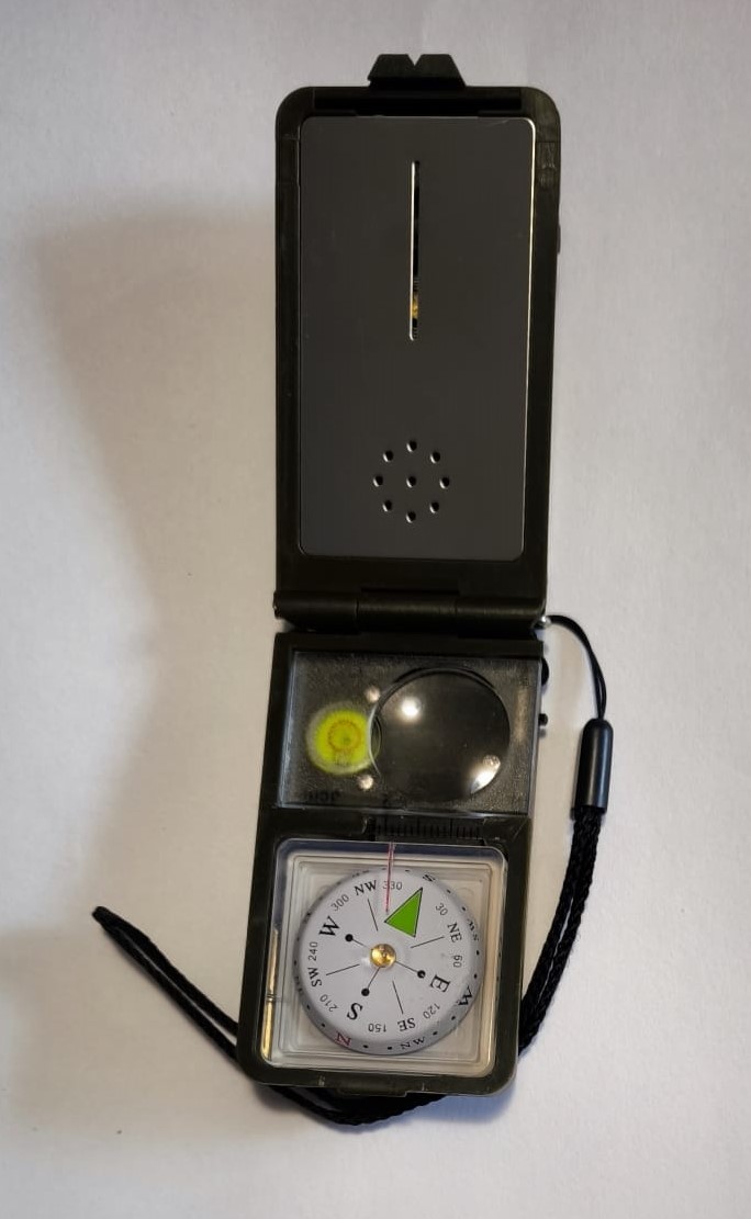 A real photo of Compas multifunctional Mil-Tec by Solo (3)