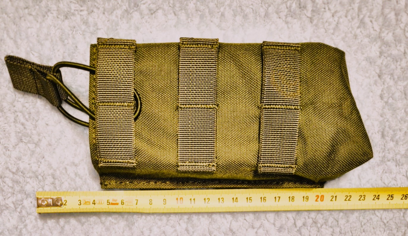 A real photo of Open Top Single AK Pouch 8Fields Coyote by Andy (5)