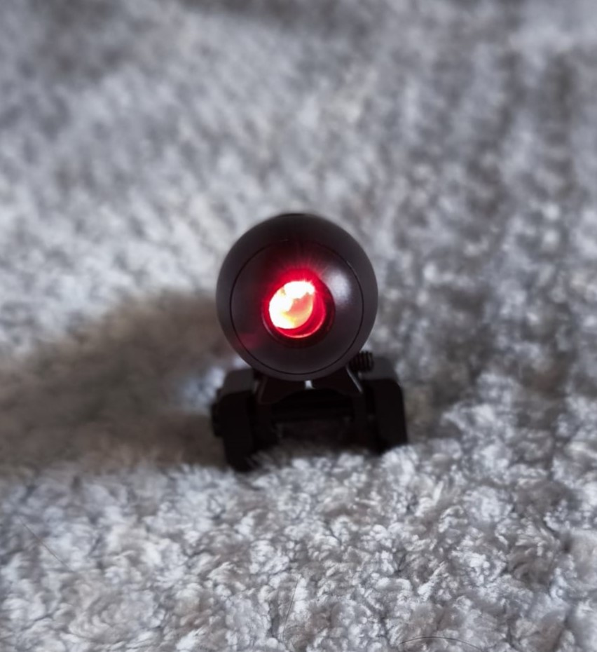 A real photo of Laser Red Color JS-Tactical by Solo (3)