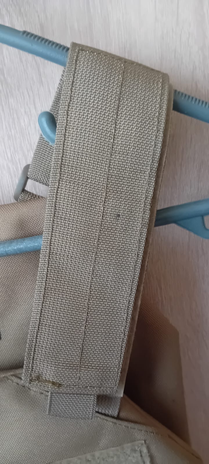 A real photo of Tactical Vest Plate Carrier with Inserts 8Fields TAN by Mexi (1)