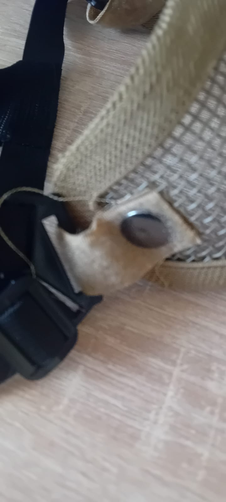 A real photo of Steel Protective Half Face Mask V.1 Coyote by Mexi (4)