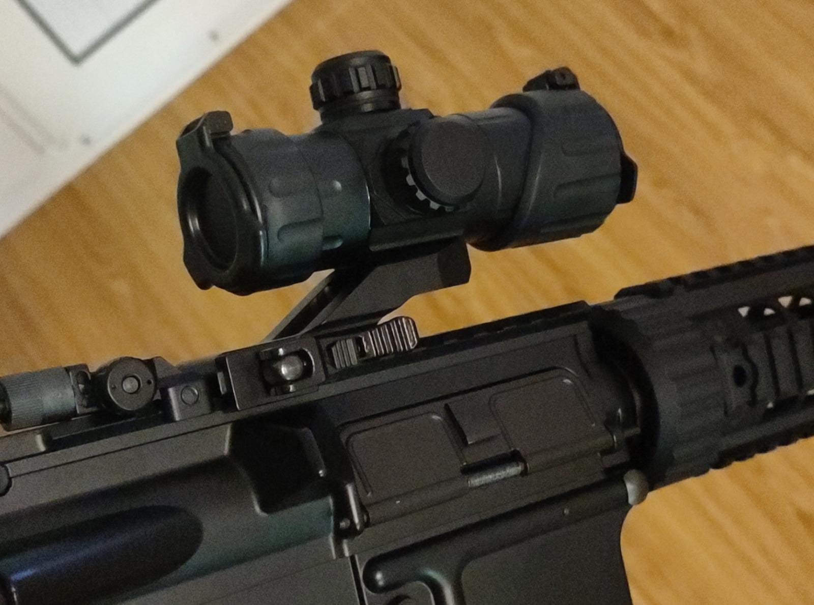 A real photo of Red Dot Reflex Theta Optics by Robert (1)