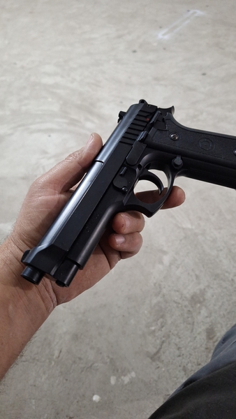A real photo din Replica pistol M92 FS Metal Slide Beretta Umarex by Ionel  (1)