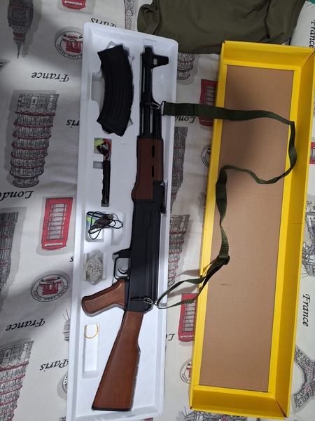 A real photo of Assault rifle AK47 Cyma (CM.522) by Alex (4)