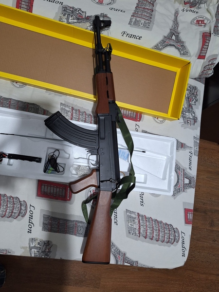 A real photo of Assault rifle AK47 Cyma (CM.522) by Alex (5)