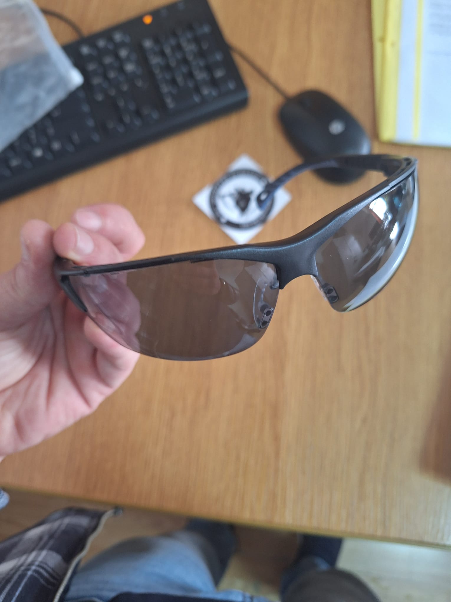 A real photo of Glasses Venture 3 Gray Antifog Pyramex by Alex (2)