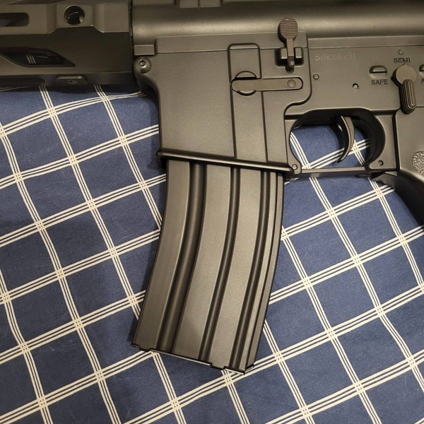 A real photo din Incarcator M4 400 bile CYMA by Hans (2)