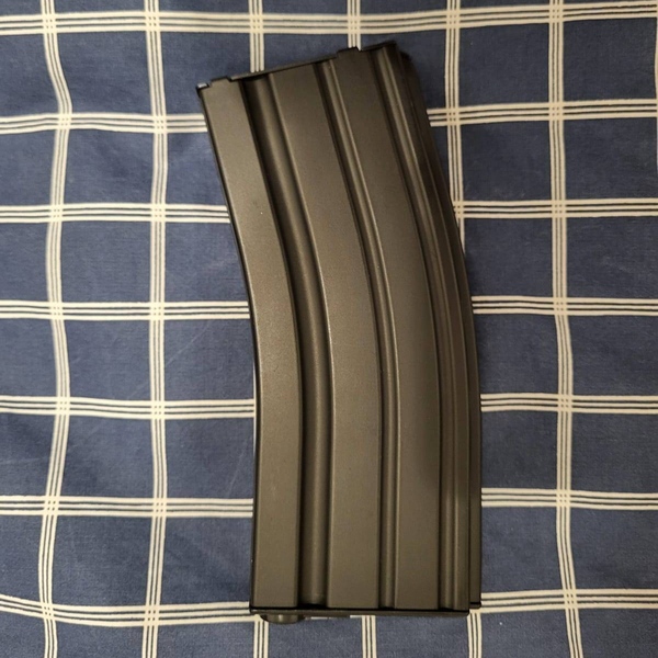 A real photo din Incarcator M4 400 bile CYMA by Hans (1)