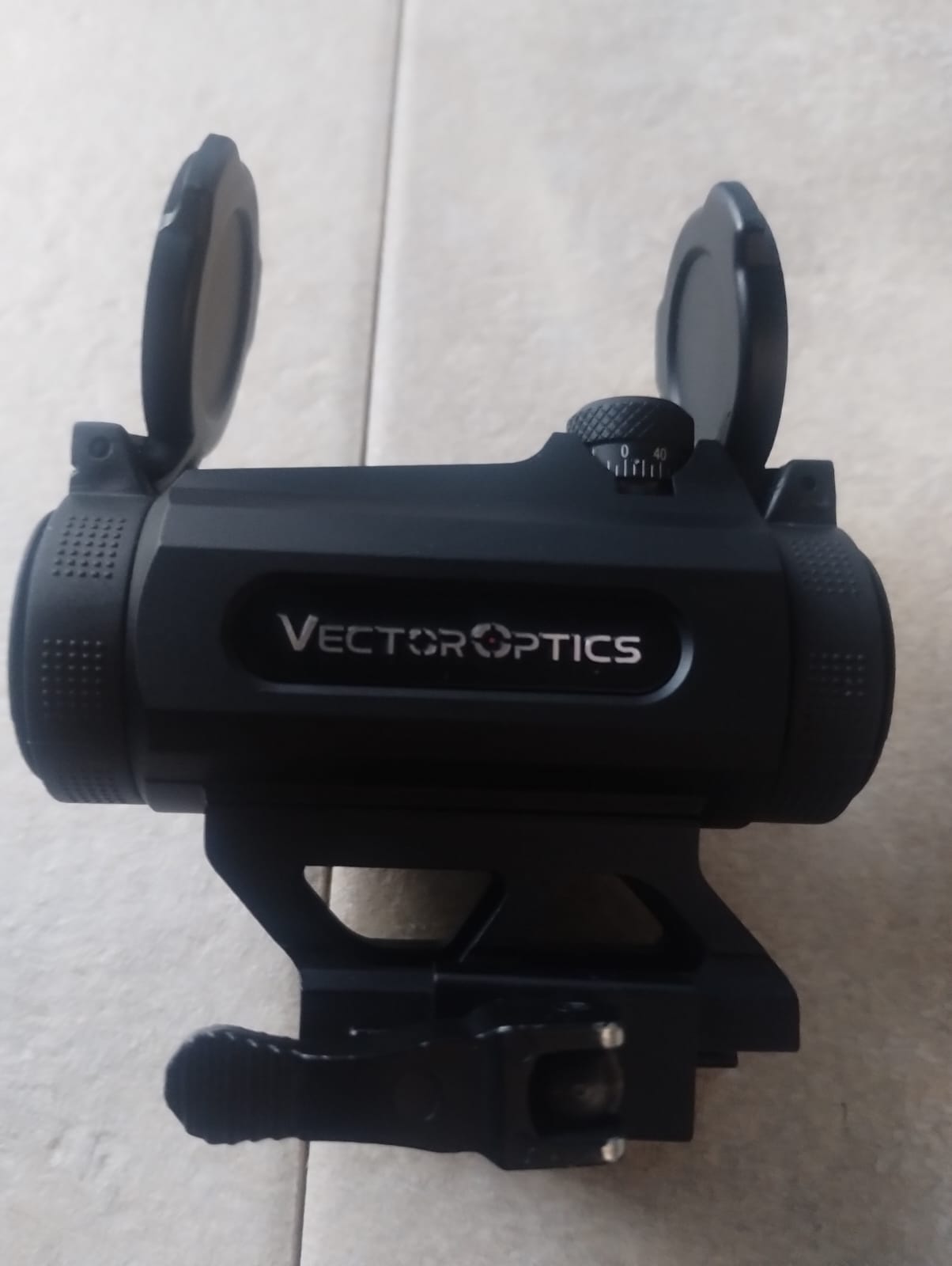A real photo of Red dot Maverick-II 1X25 Gen II Vector Optics by Alex (3)