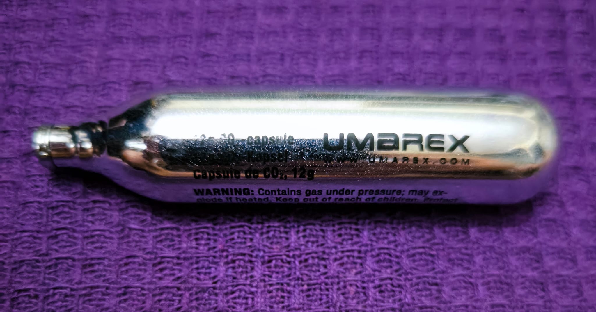 A real photo of Capsula CO2 12g Umarex by Cosmin (2)