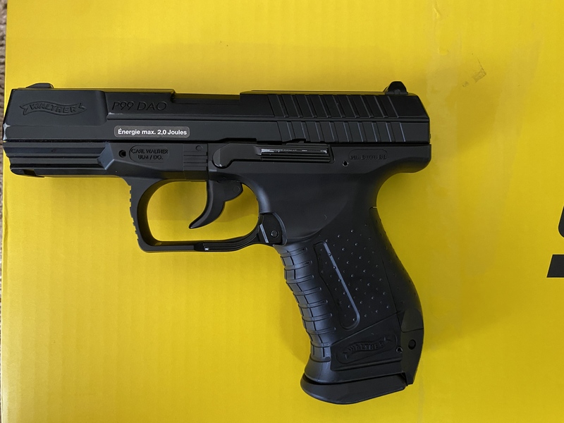 A real photo din Walther P99 DAO CO2 by Daniel Ivan (4)
