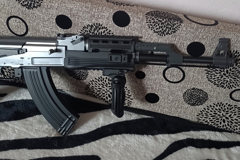 A real photo of AK47 Tactical CYMA by Mihai Ghinescu (5)