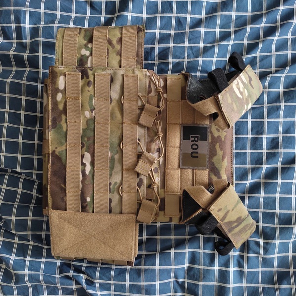 A real photo of Vesta tactica Jump Plate Carrier Cummerbund 8Fields Multicam by Hans (1)