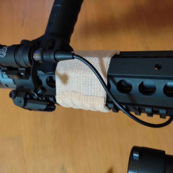 A real photo of Banda Adeziva 4.5m Mil-Tec Coyote by Hans (3)