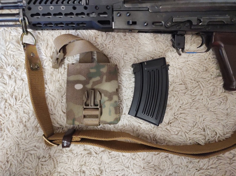 A real photo of Incarcator replica AK 220 bile scurt by Simi (2)