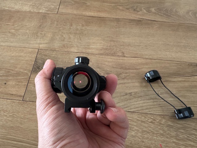 A real photo of Red dot 1x30 LR Vector Optics by Bogdan (3)
