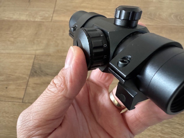 A real photo of Red dot 1x30 LR Vector Optics by Bogdan (5)