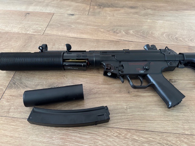 A real photo of Replica MP5 SD6 CYMA by Bogdan (6)