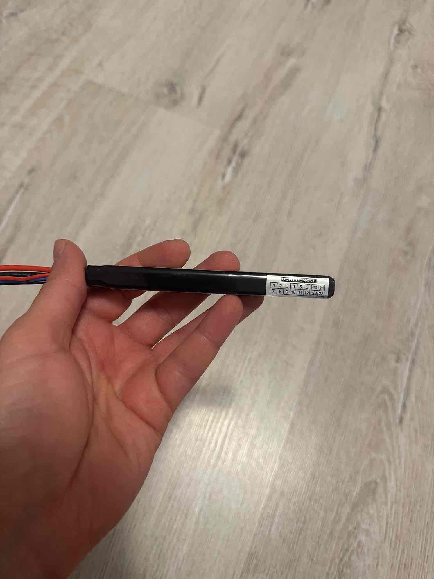 A real photo of Battery Li-Po 7.4V/1200mAh 20/40C 8Fields by Andrei (4)
