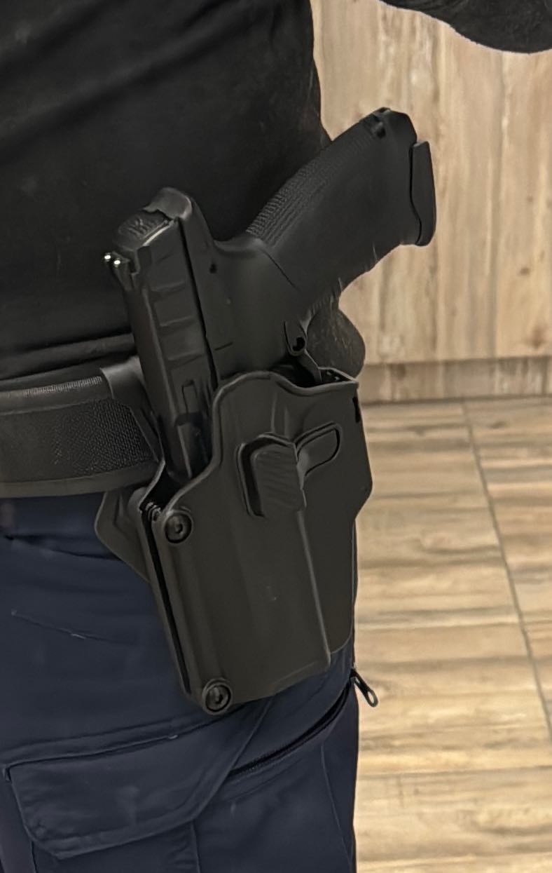 A real photo din Toc pistol Universal Amomax by Andrei (1)