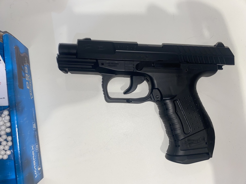 A real photo din Walther P99 DAO CO2 by Bengazi (2)