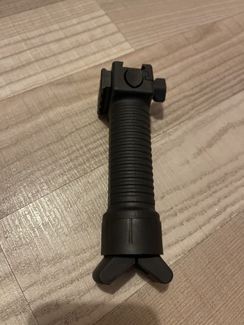 A real photo din Bipod/Maner pentru RIS negru ACM by Buliga (1)