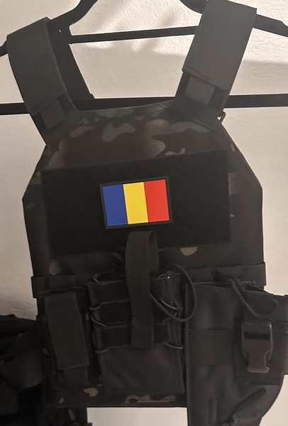 A real photo of Patch Romania Flag 3D GFC by Bun (3)