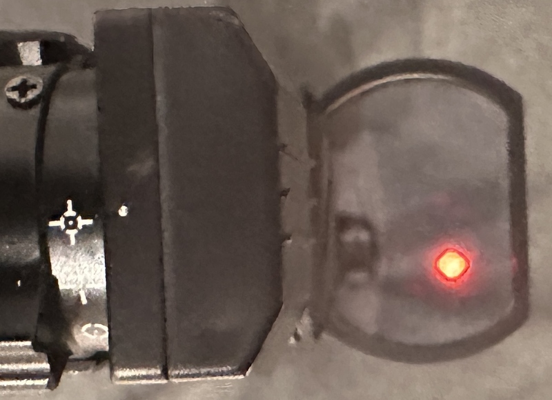A real photo of Red Dot Sight Open ACM by Doru  (3)