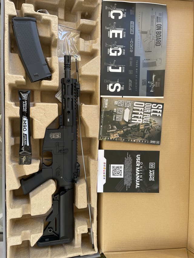 A real photo of Replica asalt SA-C21 CORE HAL ETU Specna Arms Negru by Stefan (4)