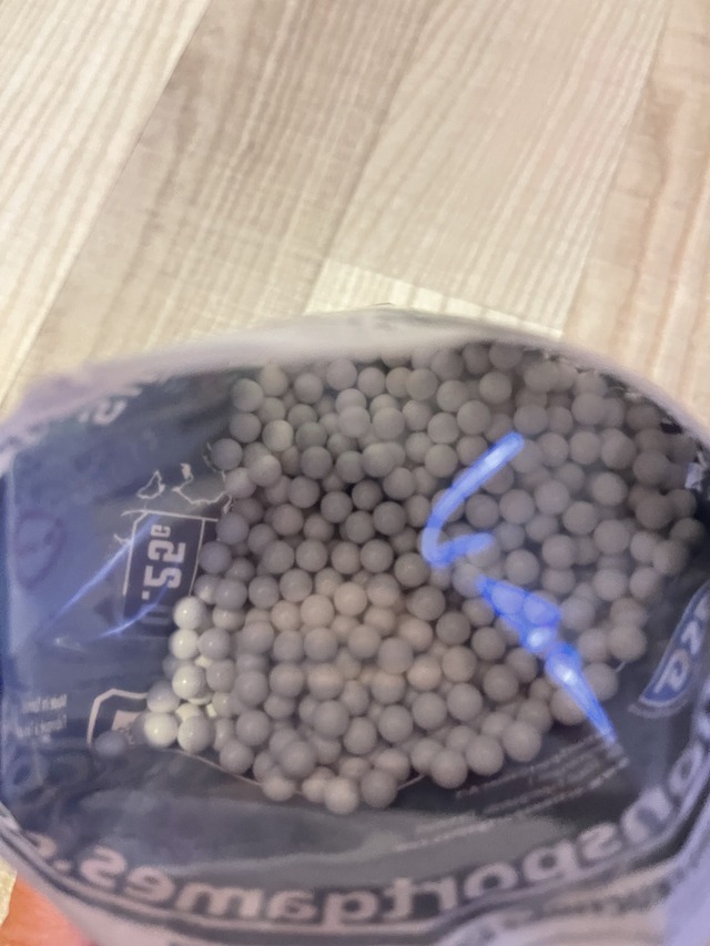 A real photo of BBS Cursed 0.25g 4000 pcs by Stefan (1)