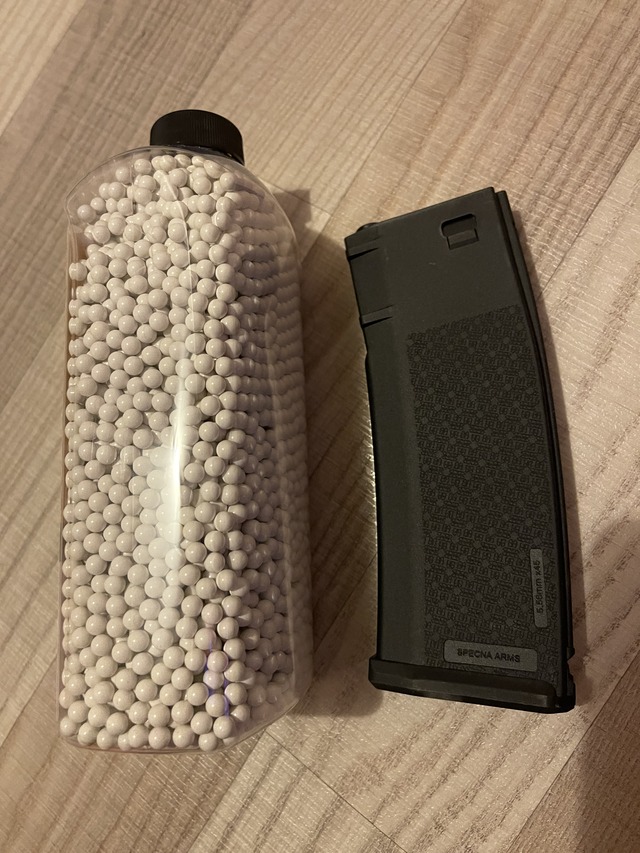 A real photo of Bidon bile G&G Armament 0.25g 5600buc by Stefan (5)