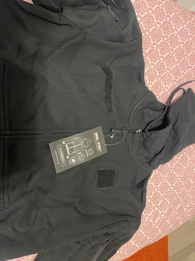A real photo of Hoodie Mil-Tec Black M by Stefan (1)